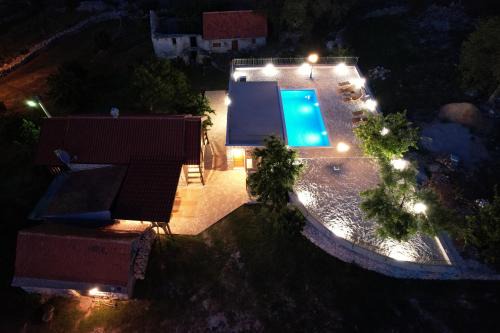 Municipality of Klis House | Patakun holiday home for 5, with heated pool