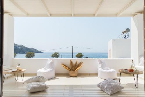 Skala Apartment | Patmos Sunshine Houses - Just a 5-Minute Walk from Skala Square and the Port