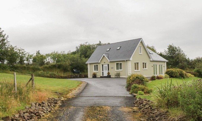 Letterbarrow House | PATRICK JOSEPH HOUSE, pet friendly in Donegal Town, County Donegal