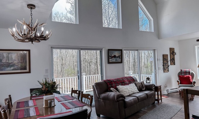Ashfield House | Paul's Place-Private Mountain House, Pocono Mtn, near Jim Thorpe, Blue Mountain