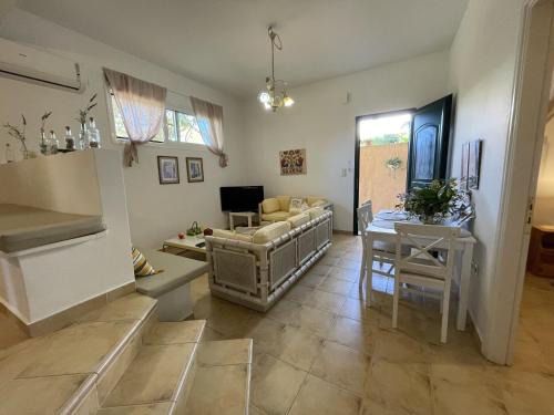 Dirfys-Messapia House | Paulina's Little House