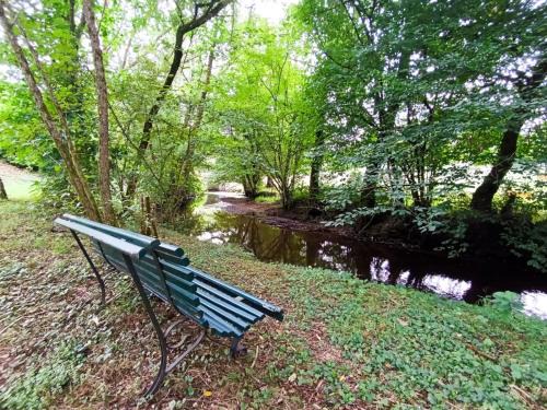 Saint-Bonnet-Avalouze House | Pause détente