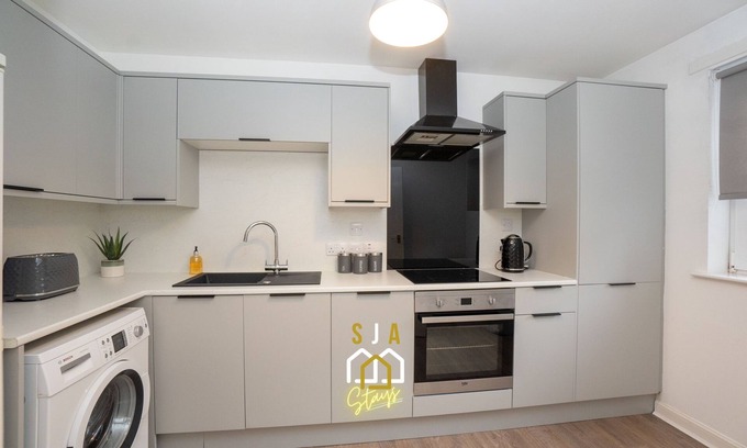 Central Aberdeen Apartment | Pavlova House - 2 Bed Apartment in Aberdeen