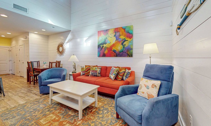 Port Aransas House | PB302 Community Pool and Parking for 3
