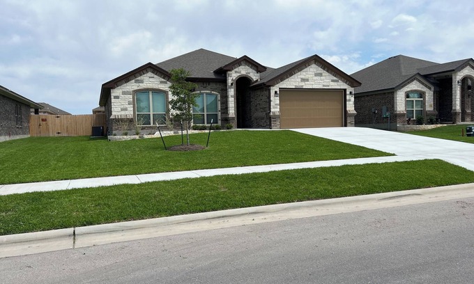 Killeen House | PCS Home Away From Home - 5 minutes to Fort Cavazos