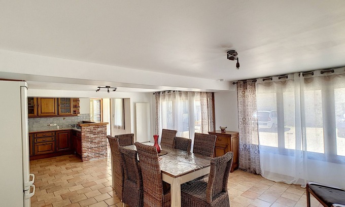 Saint-Aquilin-de-Pacy House | Peace and relaxation on the banks of the Eure