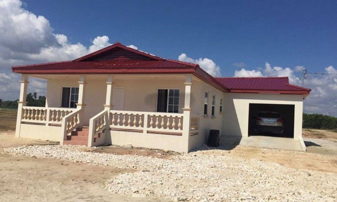 Ladyville House | Peace in Every Step in this Picturesque Property!