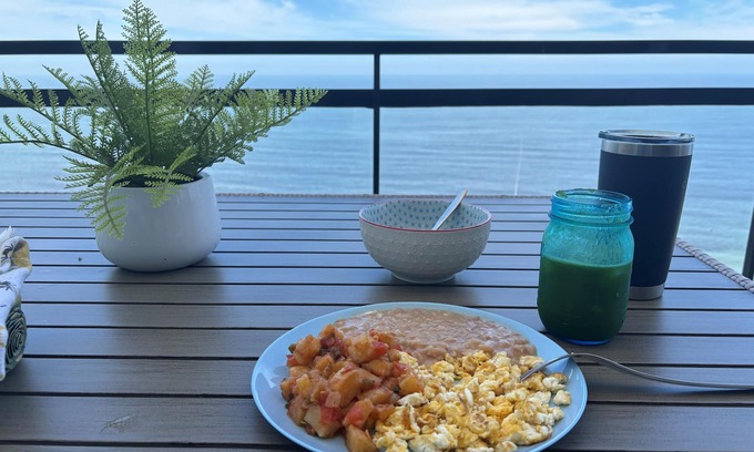 Mazatlan Apartment | PEACEFUL 2BR condo, fully equipped, beach access.