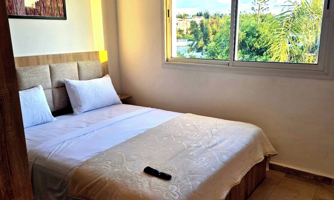 Harhoura Villa | Peaceful artistic villa on the beach