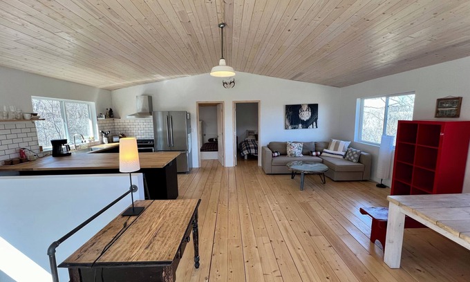 Underwood Cabin | Peaceful Cabin on the lake