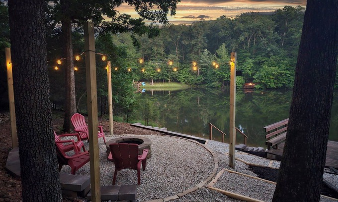 Innsbrook Ski Chalet | Peaceful chalet - *new* private beach, WIFI, kayaks