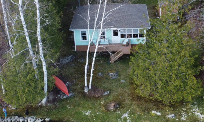 Concord Cottage | Peaceful Cottage - Relax, Kayak, Swim