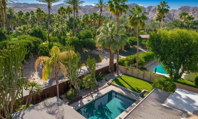 Magnesia Falls Cove House | PEACEFUL EASY FEELING - Private Pool & Mountain Views - 28 Day Minimum Stay
