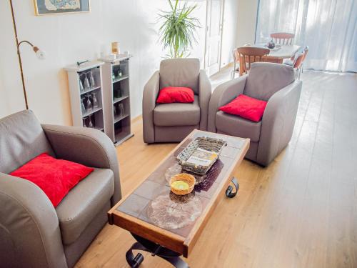 Petit-Thier House | Peaceful Family Cottage