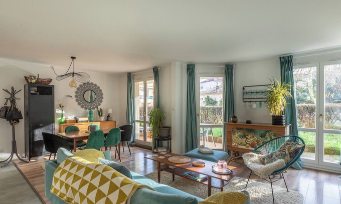 Up 1.5 Saint-Ferreol Apartment | Peaceful Haven Near City Center, Parking, Garden