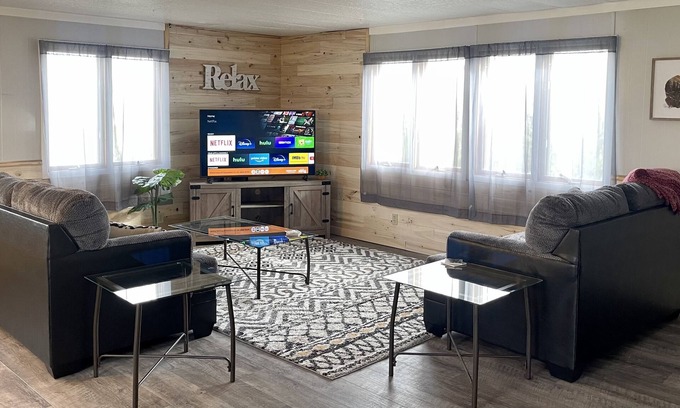 Santa Rita House | Peaceful home near Glacier Park