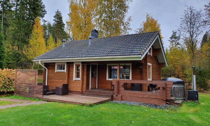 Klaukkala House | Peaceful log cabin in the country