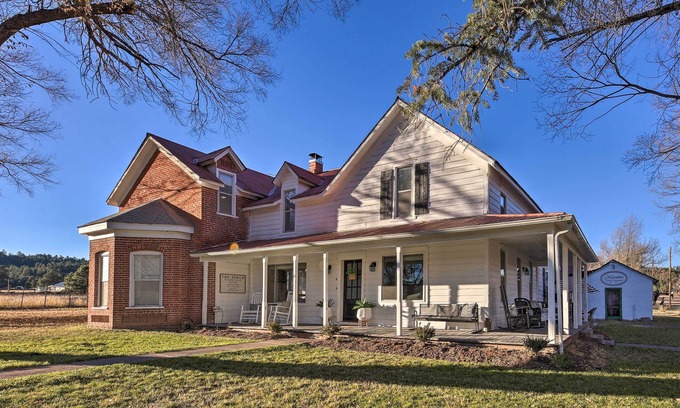 Blue House | Peaceful Luna Farmhouse with Wraparound Porch!