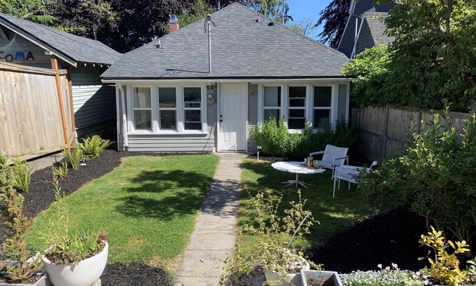 North End House | Peaceful North End Home