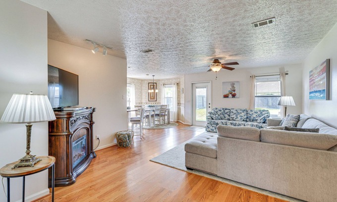 Panama City House | Peaceful Panama City Home w/Fenced Backyard!