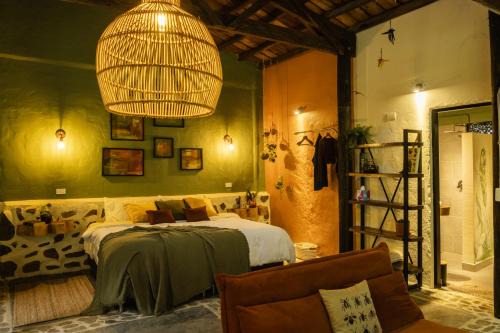 Jerico Apartment | Peaceful rustic cabin steps from town