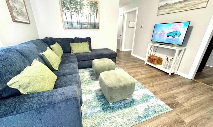 Nederland House | Peaceful Soothing Greens 3 BR 1BA