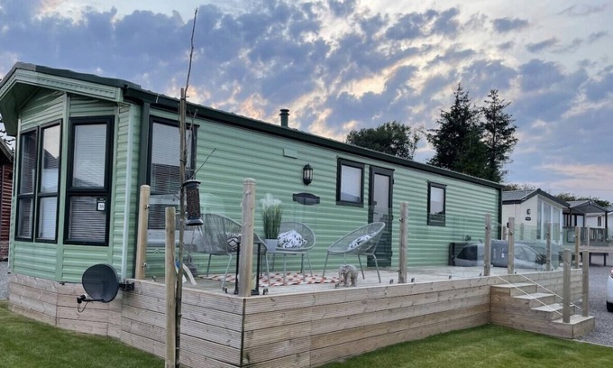 Cockermouth Cabin | Peaceful static with hot tub 15 minutes from the beach.
