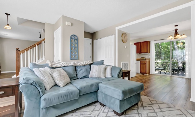 West Columbia House | Peaceful West Columbia Get-Away