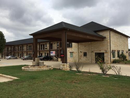 Pearsall Hotel | Pearsall Inn and Suites