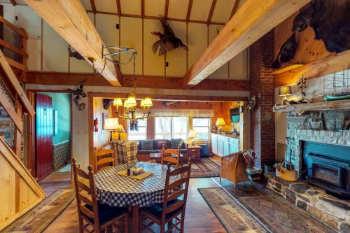 Greenville House | Pebble Cove