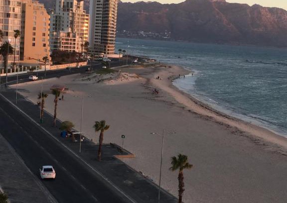 Strand Apartment | Pebble Moon Holiday Flat