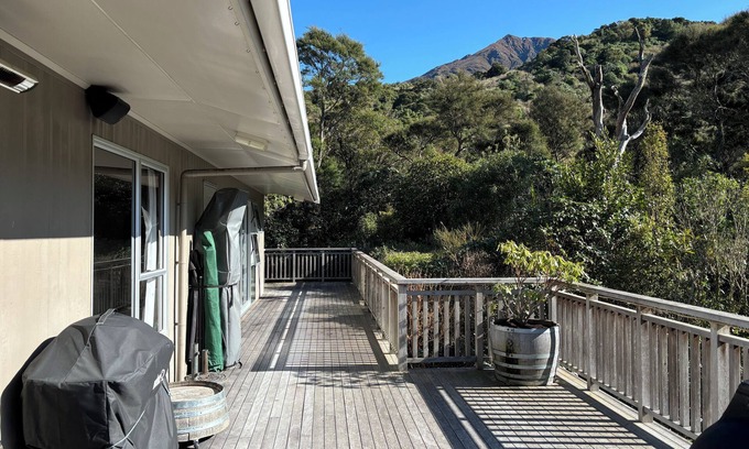 Peel Forest House | Peel Forest Slice of Paradise