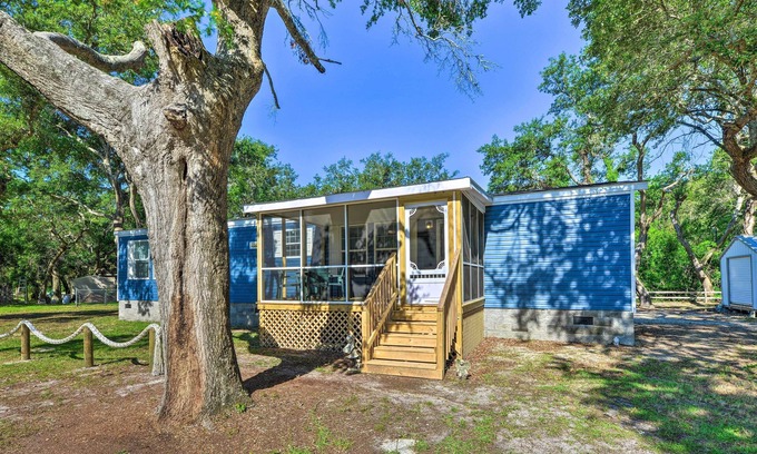 Harkers Island Cottage | 'pelican Place' Coastal Cottage Walk to Back Sound