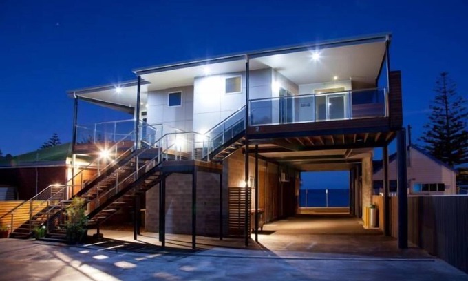 Penguin Apartment | Penguin Waterfront Escape