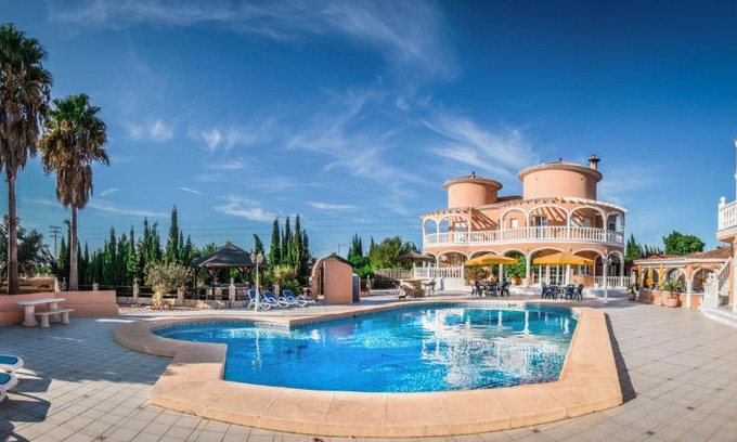 Els Poblets Hotel | Pensión Los Caballos