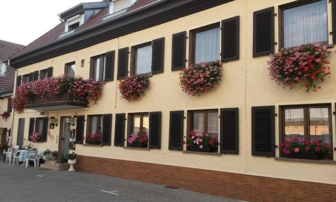 Neuenburg am Rhein Bed & Breakfast | Pension Arnold Neuenburg