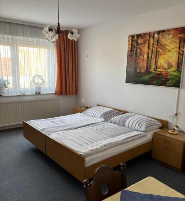 Mannswoerth Bed & Breakfast | Pension Eicher