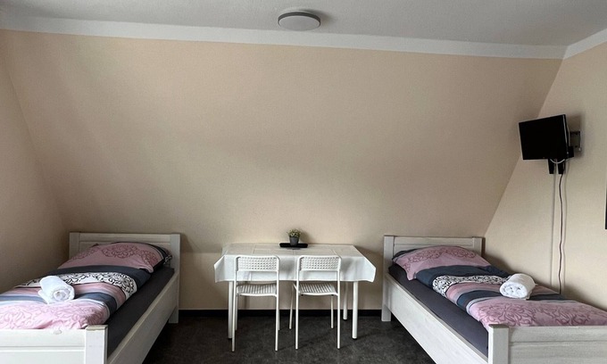 Osnabrueck Condo | Pension Highway Ferienwohnung Osnabrück