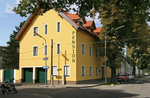 Favoriten House | Pension Kasper