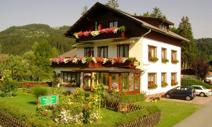 Kotschach-Mauthen Apartment | Pension Leyrer