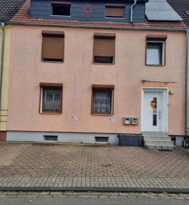 Kaiserslautern House | Pension Parga