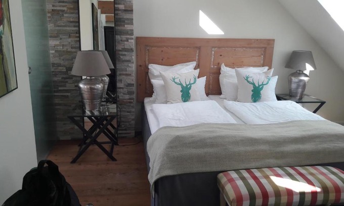 Thalkirchen - Obersendling - Forstenried - Furstenried - Solln House | Pension Prinz
