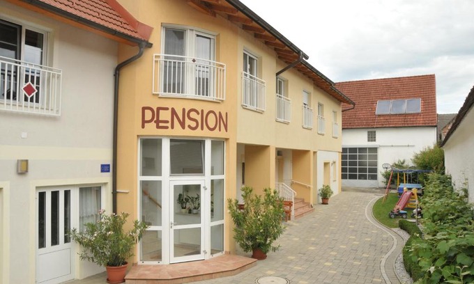 Lutzmannsburg House | Pension Schlögl