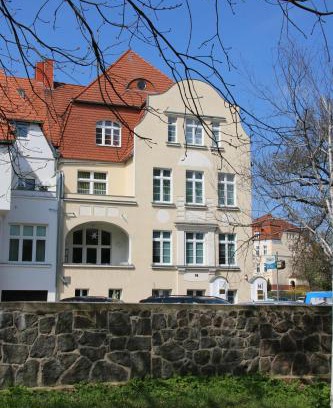 Frankfurt an der Oder House | Pension zum Kleistpark