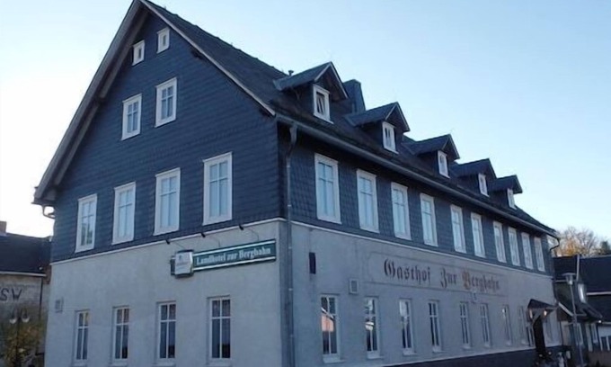 Oberweibach/Thur. Wald Bed & Breakfast | Pension zur Bergbahn