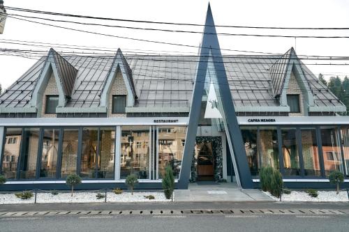 Moisei House | PENSIUNE RESTAURANT CAPRA NEAGRA