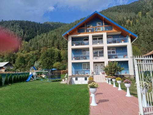 Bicaz-Chei House | Pensiunea Aurelia