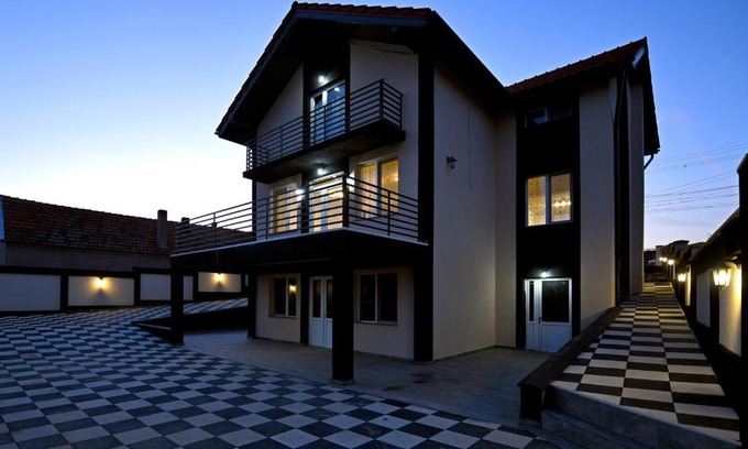 Totesti Villa | Pensiunea Natalia