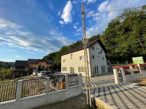 Beclean House | Pensiunea Ovidiu