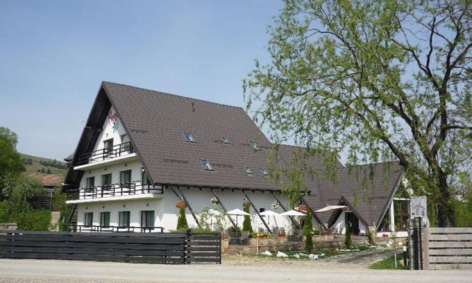 Manastirea Humorului House | Pensiunea Passiflora